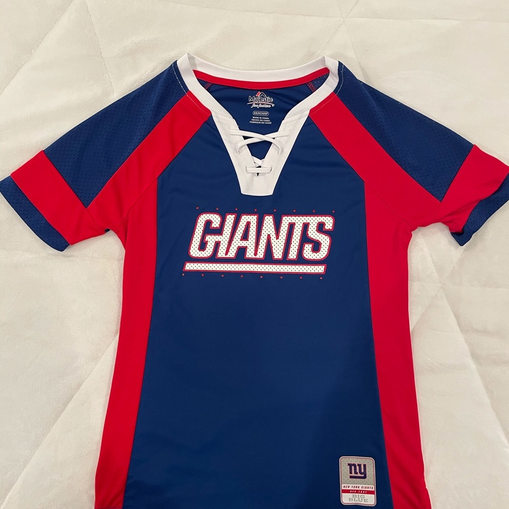 Woman’s Giants Jersey Shirt 🏈